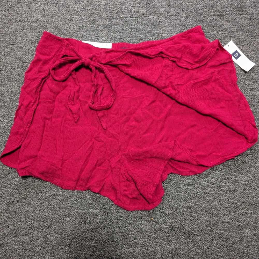 NWT! GAP pink layered shorts with side tie